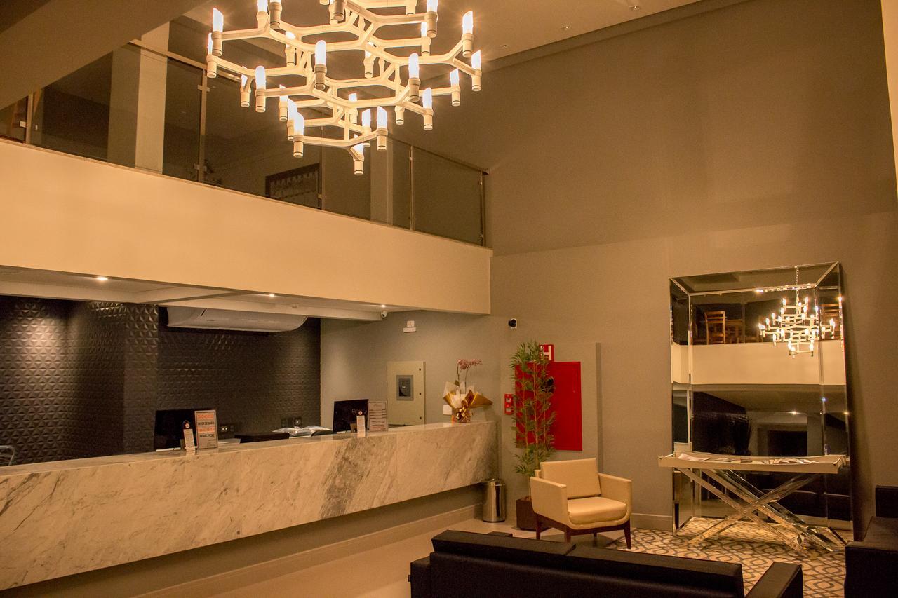 Ity Hotel Cristalina Bagian luar foto