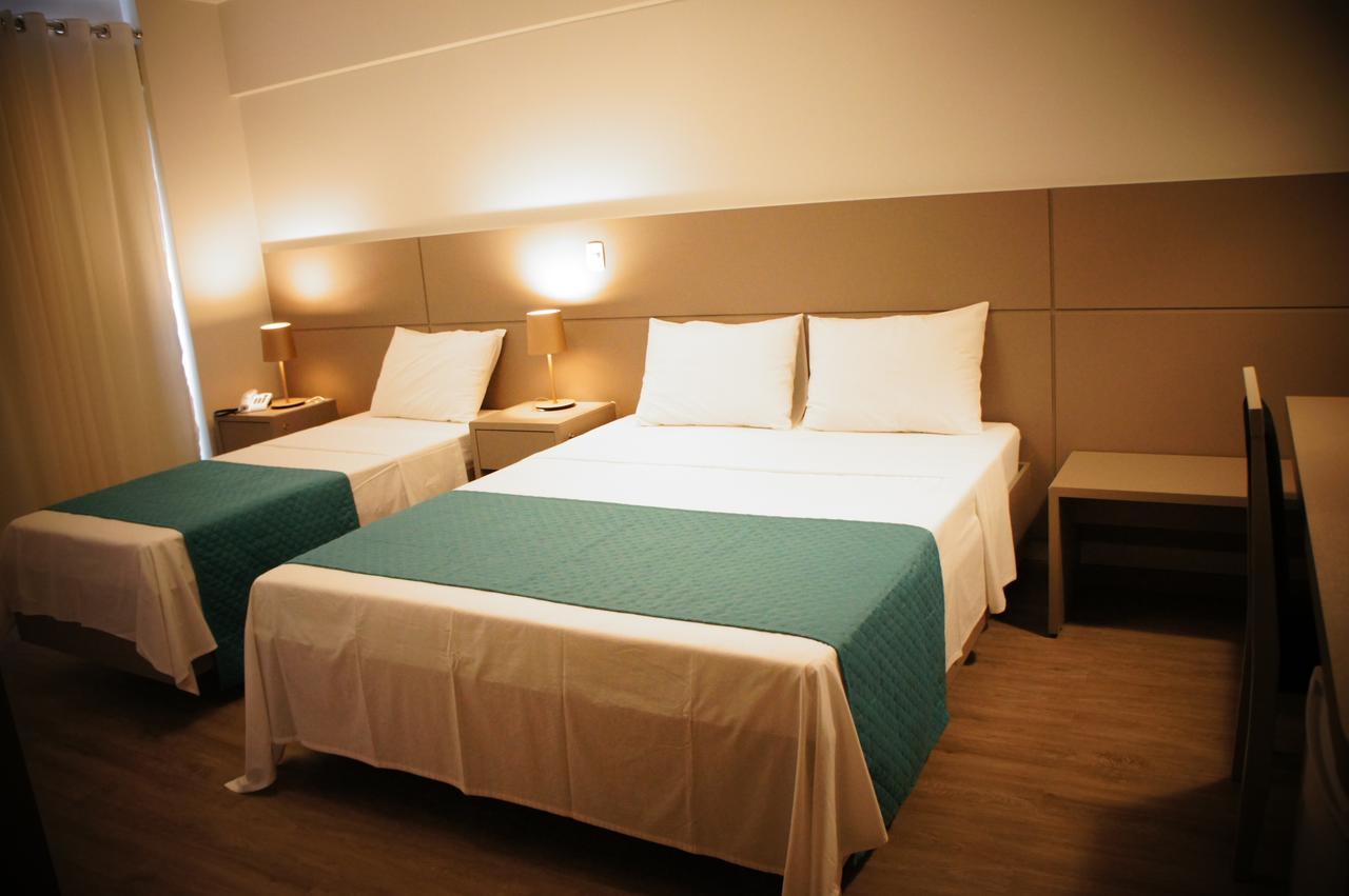 Ity Hotel Cristalina Bagian luar foto